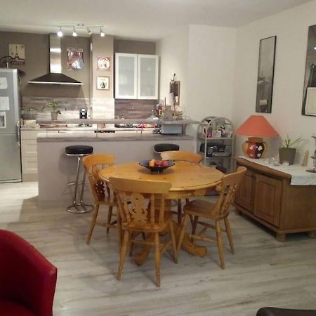 Superbe Appartement Lumineux Au Sud D Orange โอรองช์ ภายนอก รูปภาพ
